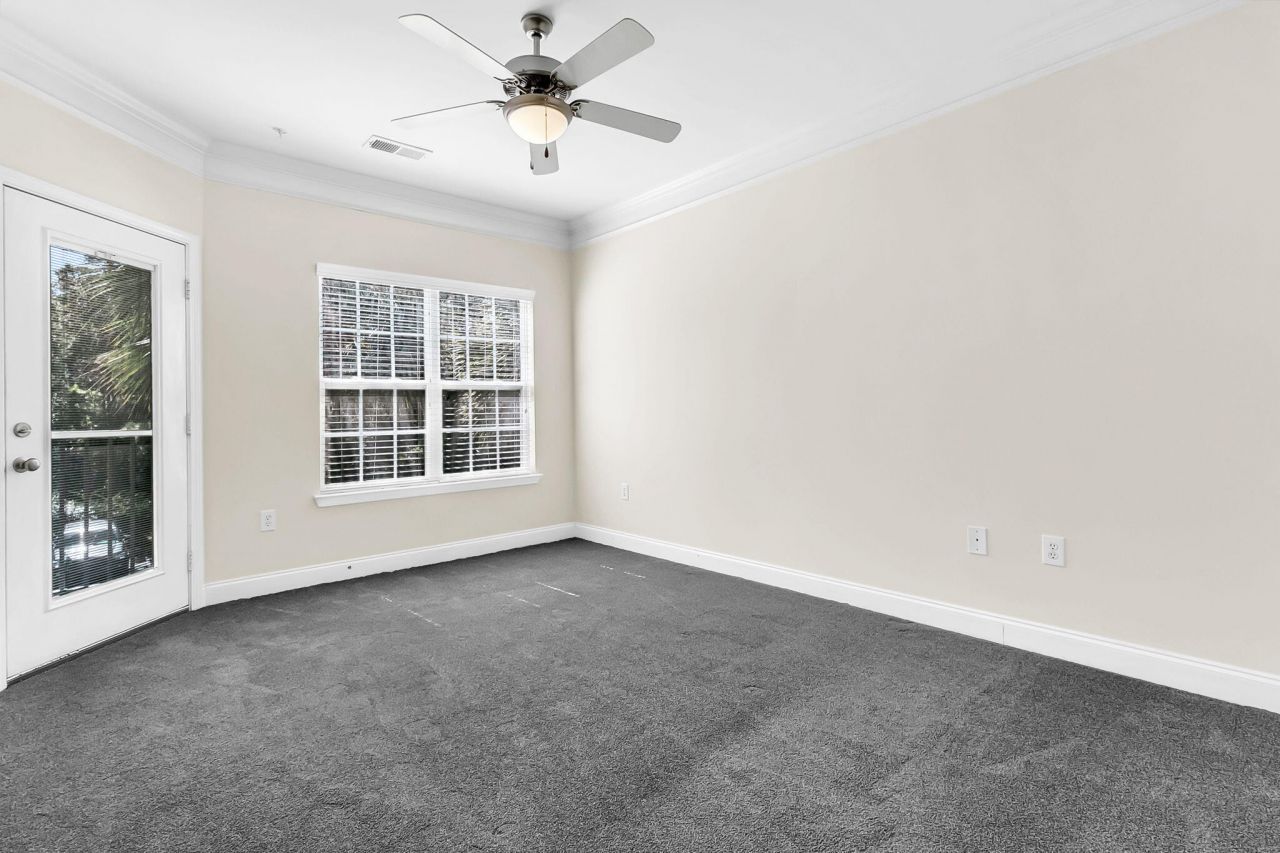 1410 Basildon Road Photo 25