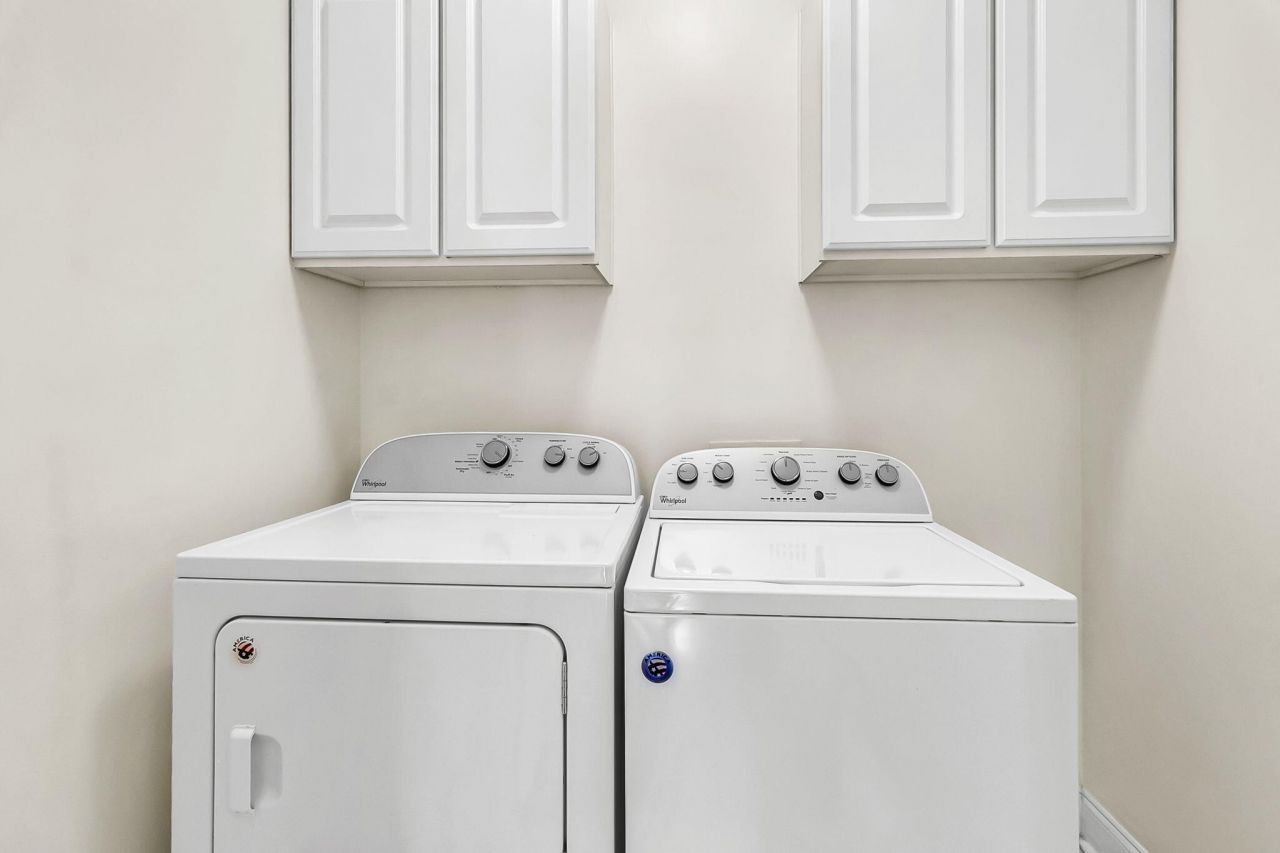 1410 Basildon Road Photo 31