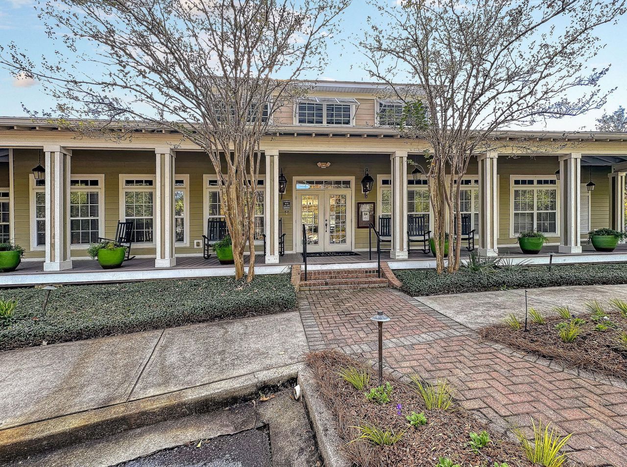 1410 Basildon Road Photo 41