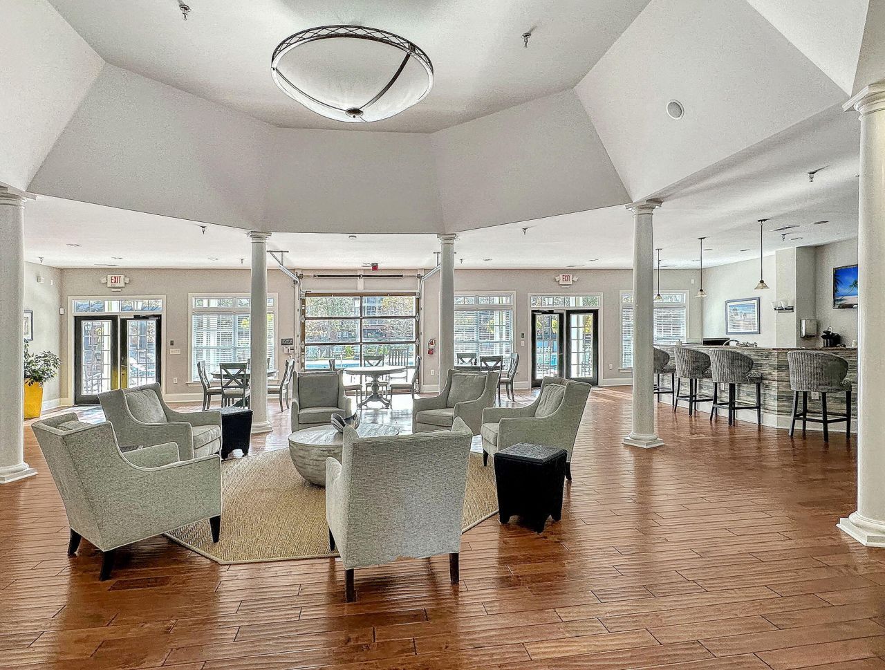 1410 Basildon Road Photo 42