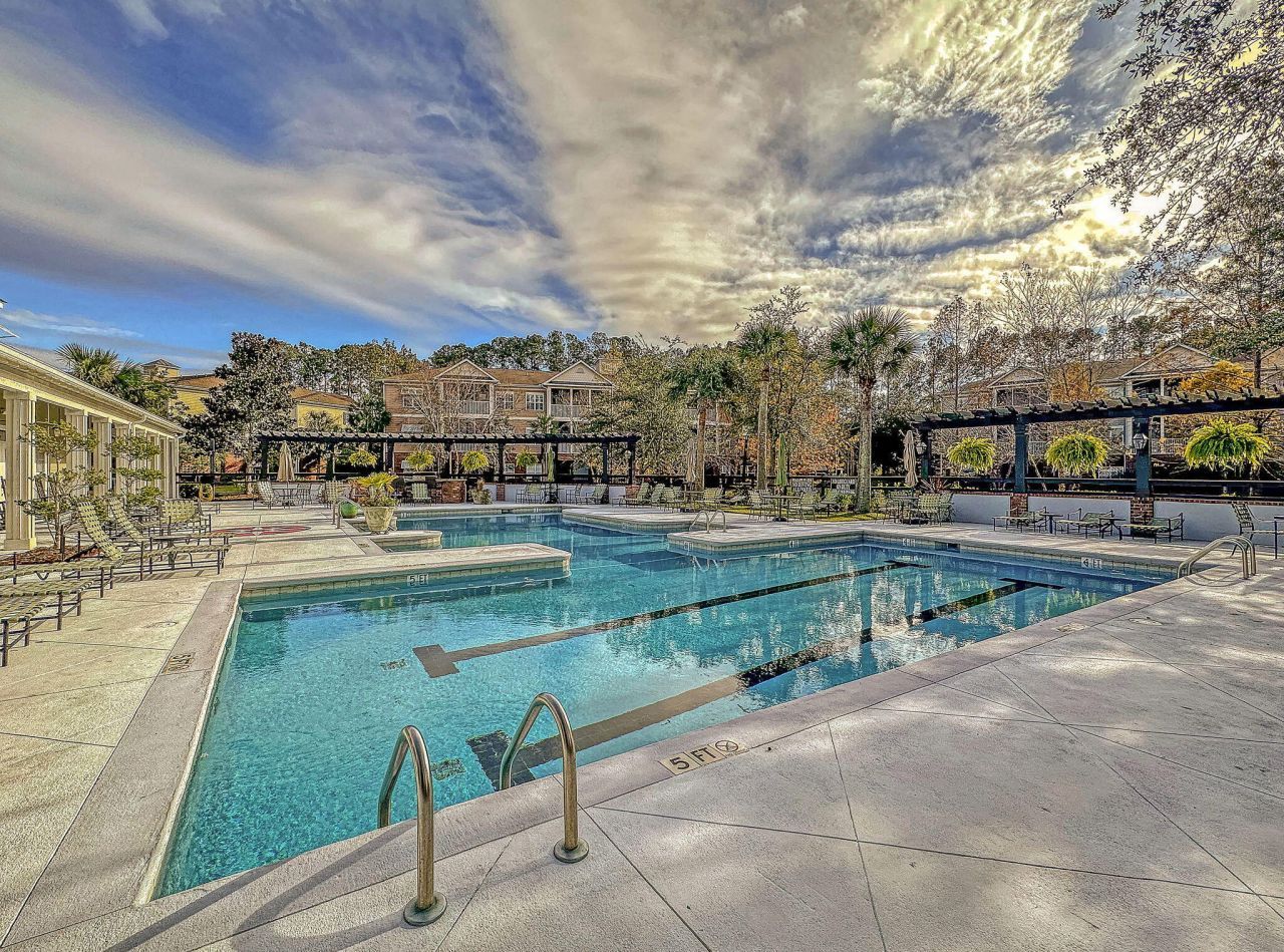 1410 Basildon Road Photo 49