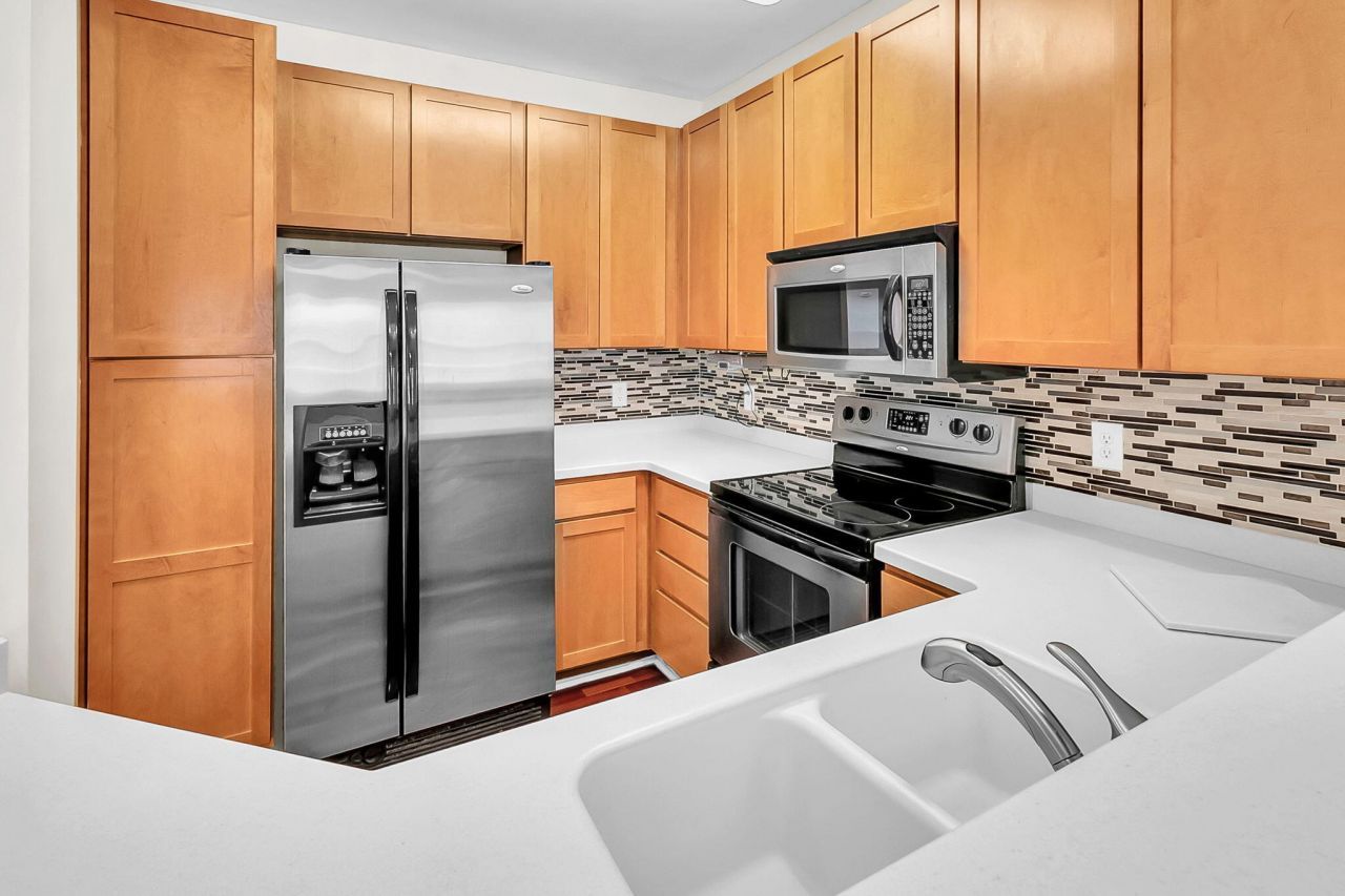 1410 Basildon Road Photo 8