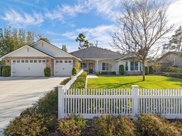7108 Saint Andrews Drive, Bakersfield, CA 93309