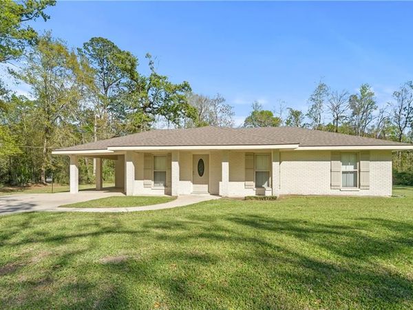 24602 ABERNATHY Road , Springfield, LA 70462