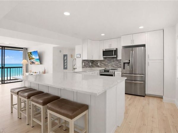 26300 Hickory BLVD, Unit 806, BONITA SPRINGS, FL 34134
