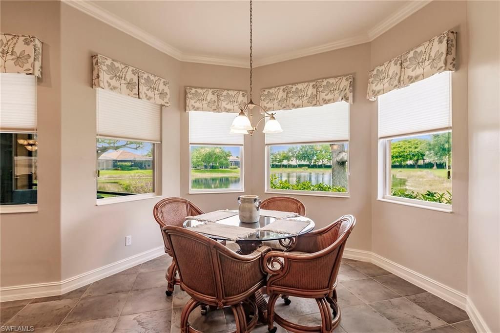 6105 Dogleg Dr, Naples, FL 34113 Photo