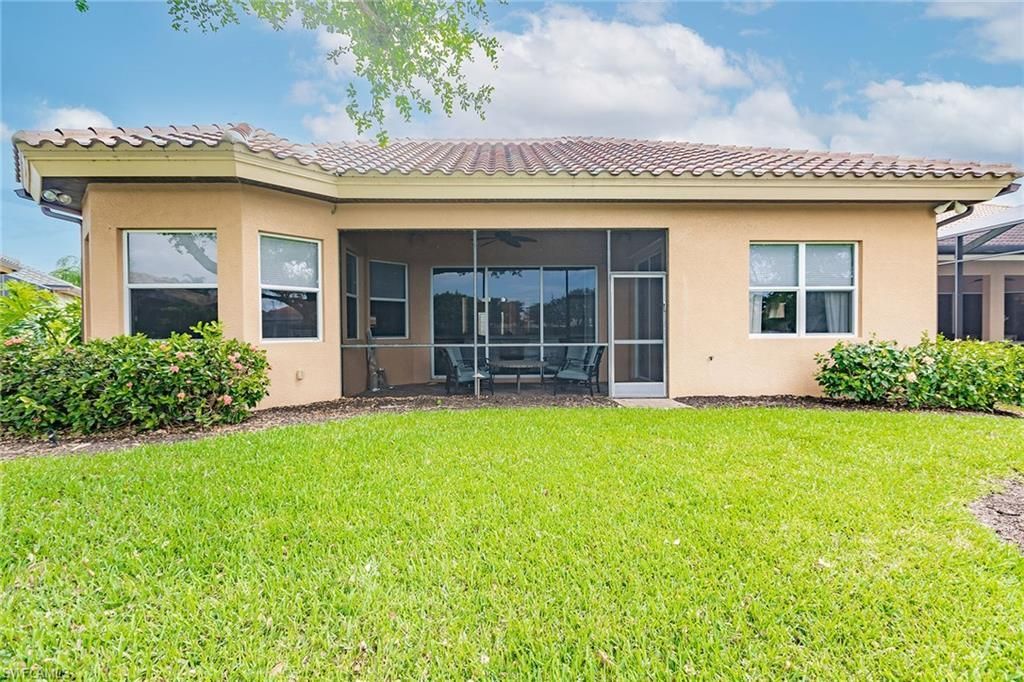 6105 Dogleg Dr, Naples, FL 34113 Photo