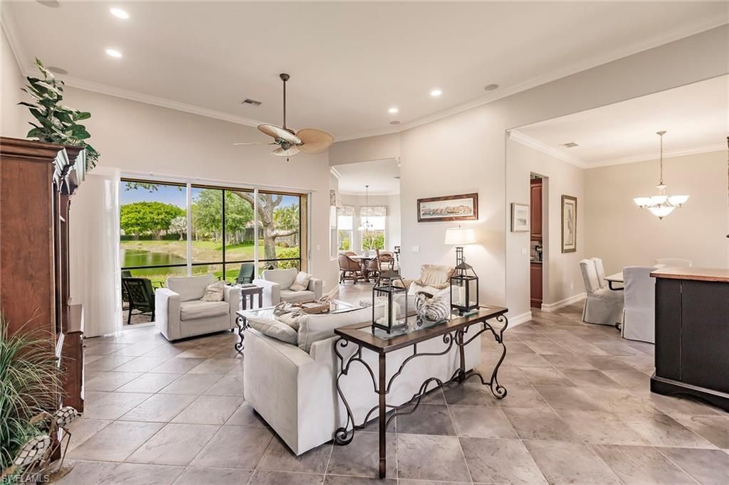 6105 Dogleg Dr, Naples, FL 34113 Photo