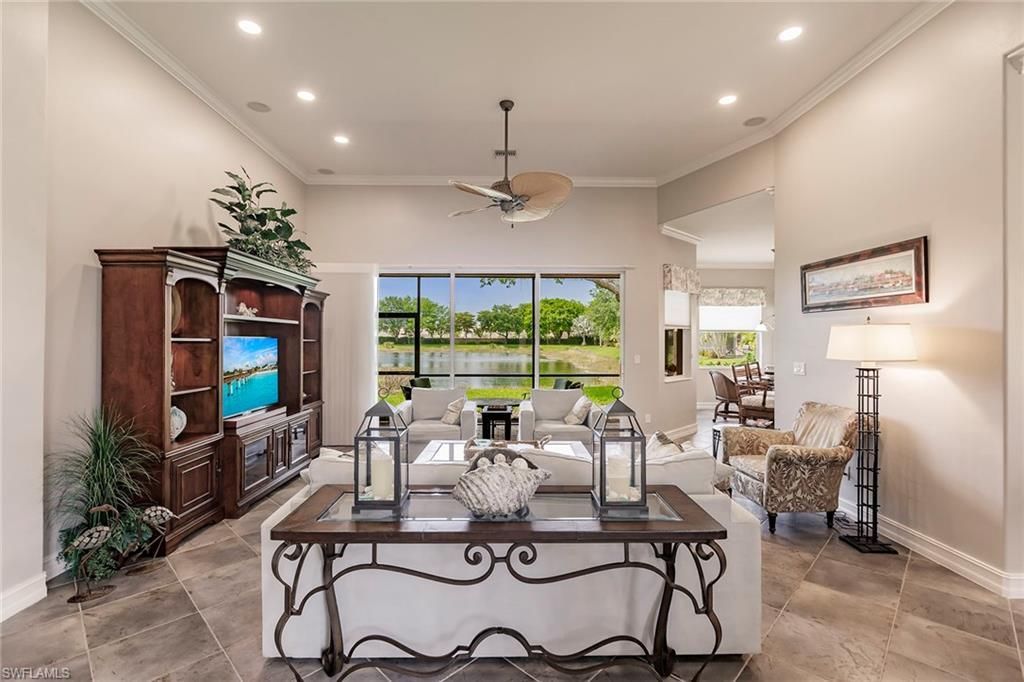 6105 Dogleg Dr, Naples, FL 34113 Photo
