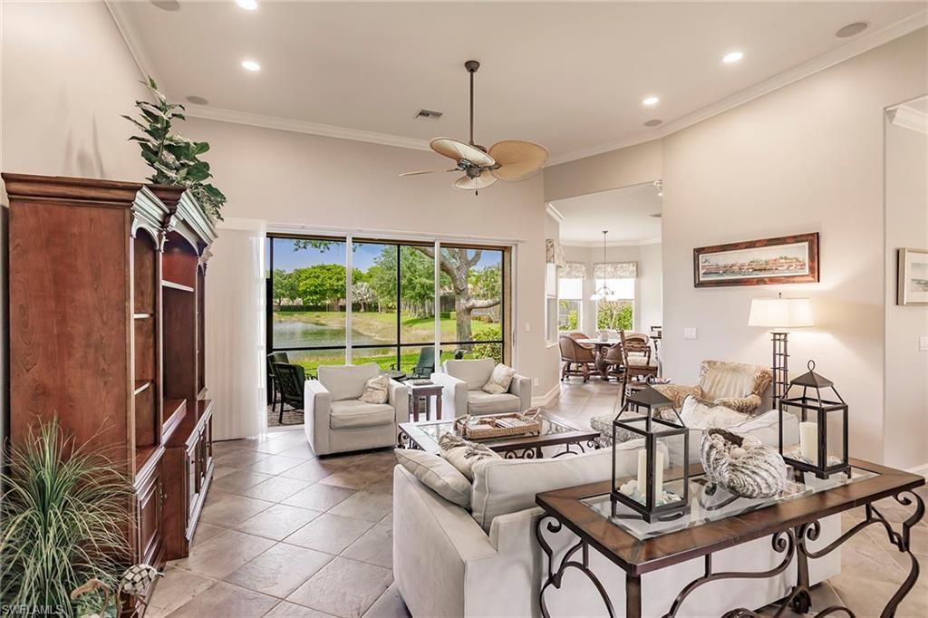 6105 Dogleg Dr, Naples, FL 34113 Photo