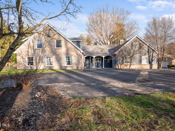 4612 Farmington Road, Toledo, OH 43623