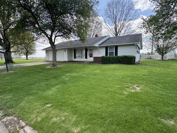 100 Hazelwood Drive, Wyanet, IL 61379