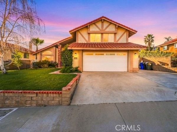 28375 Patricia Hill, Canyon Country, CA 91387