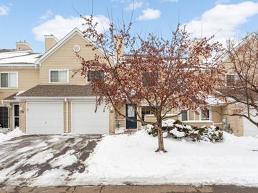 2210 Ranchview Lane N, Unit 120, Plymouth, MN 55447