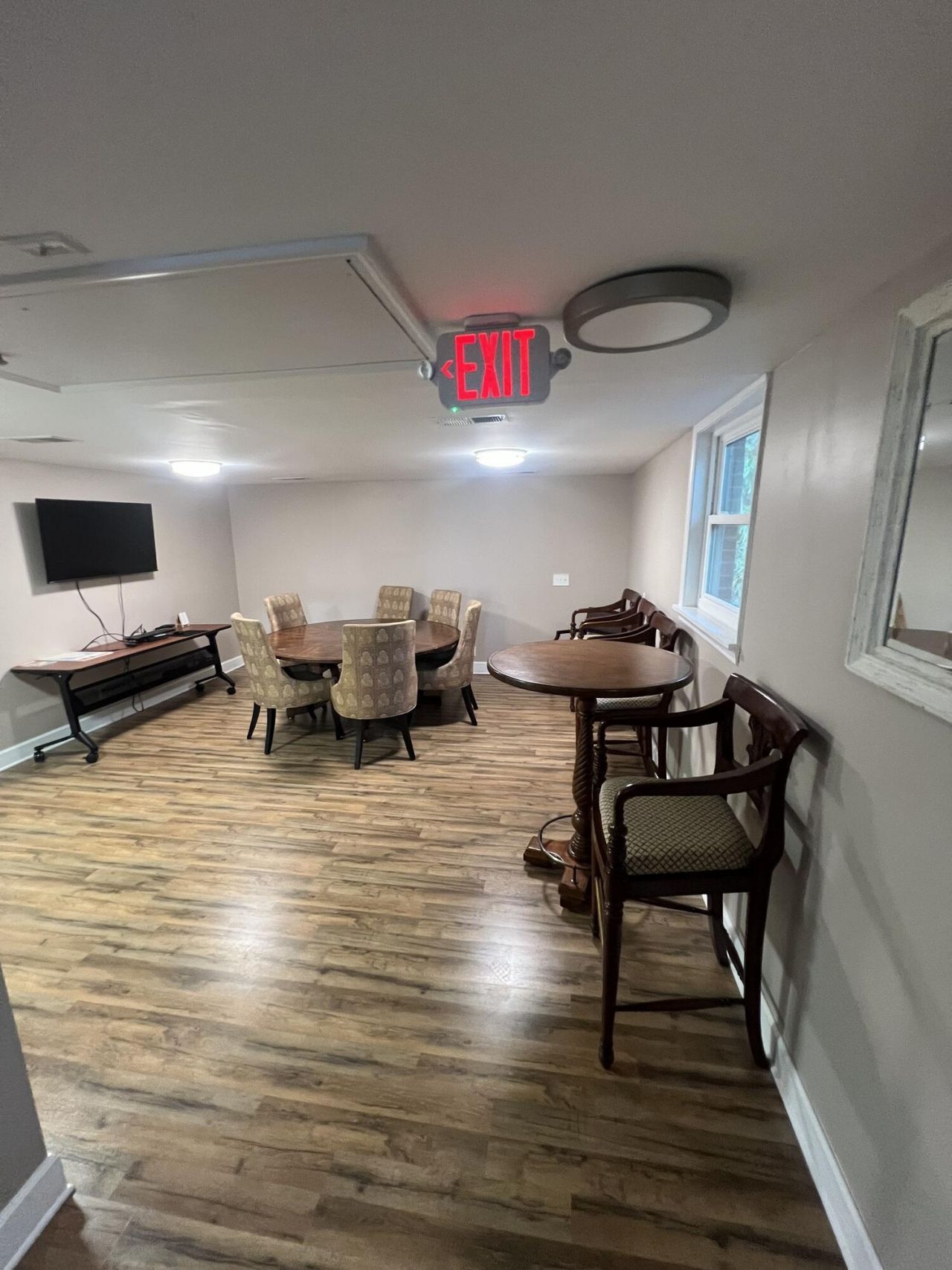 537 Folly Road Photo 17