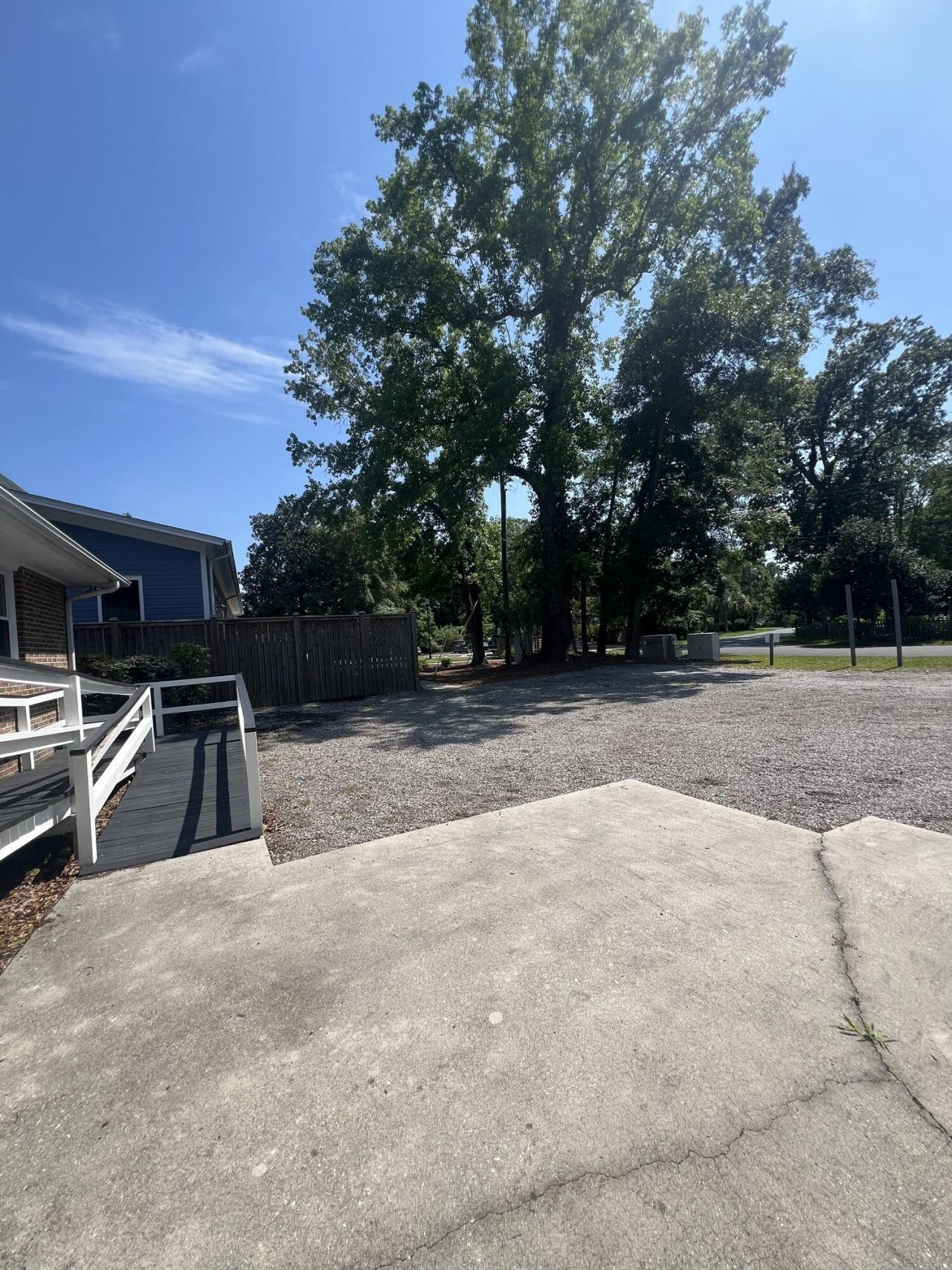 537 Folly Road Photo 22