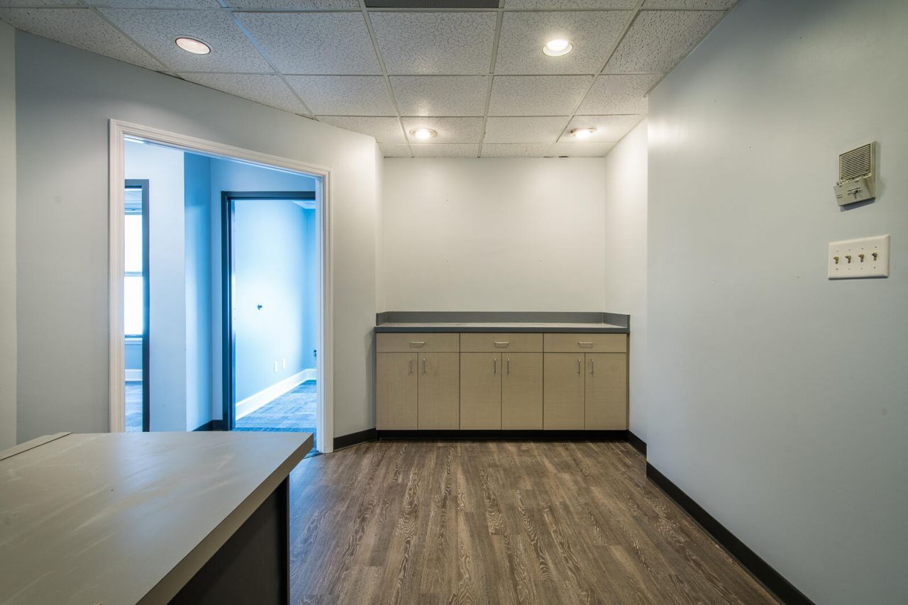 174 E East Bay Street Photo 10