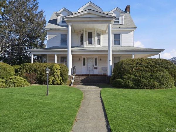 590 Waterview Road , Oceanside, NY 11572