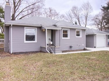 150 Wilson Avenue, Clawson, MI 48017