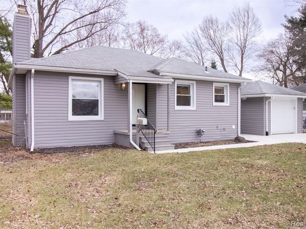 150 Wilson Avenue, Clawson, MI 48017