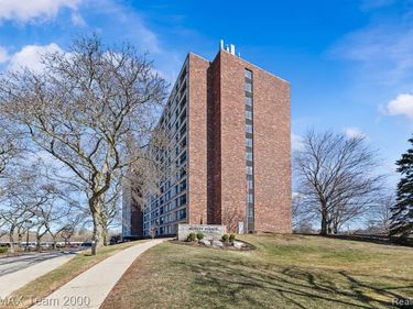 21800 Morley Avenue, Dearborn, MI 48124