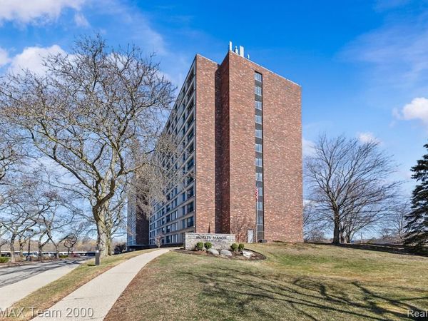 21800 Morley Avenue, Dearborn, MI 48124