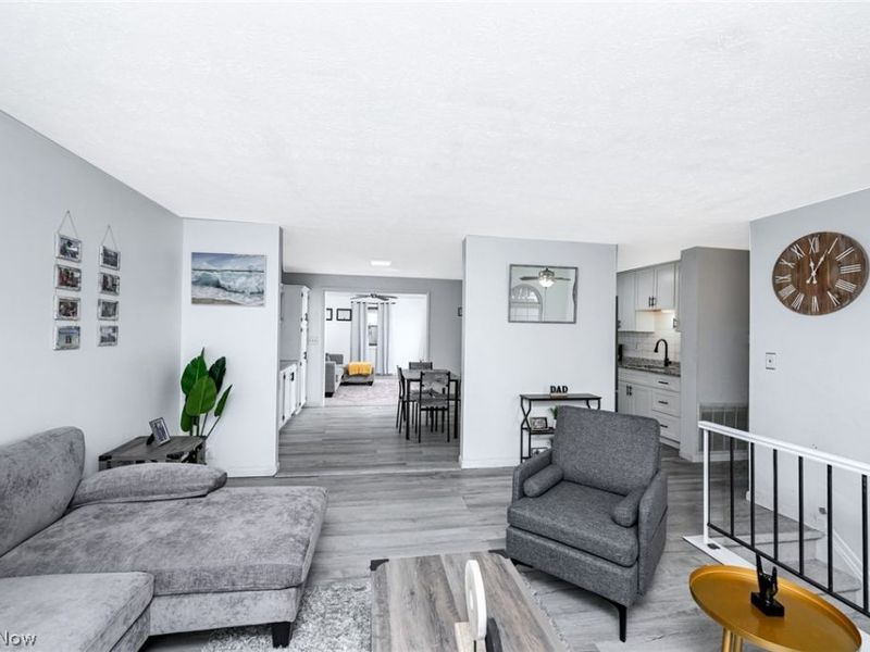 925 Gayer Drive, Medina, OH 44256 Photo 8