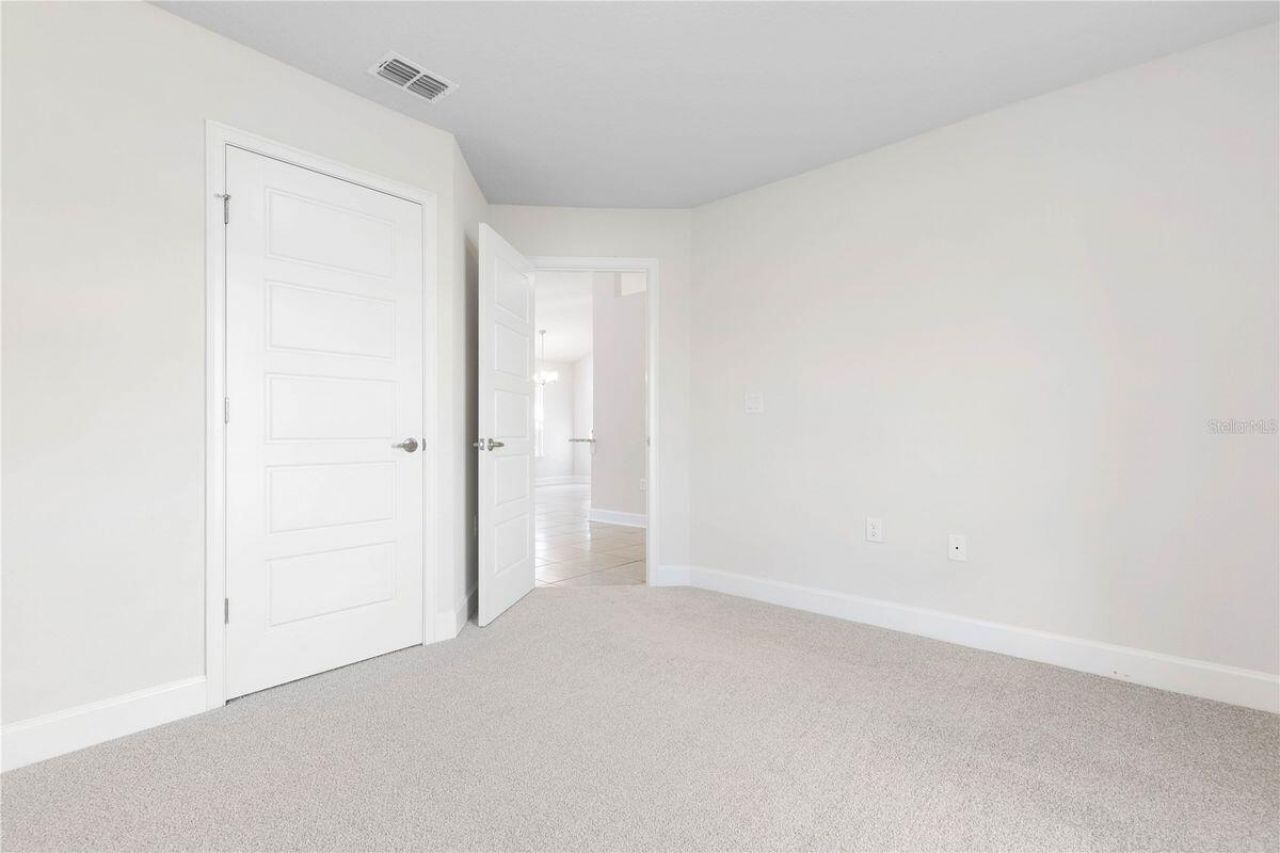 405 NE Airoso Boulevard, Port Saint Lucie, FL 34983 Photo