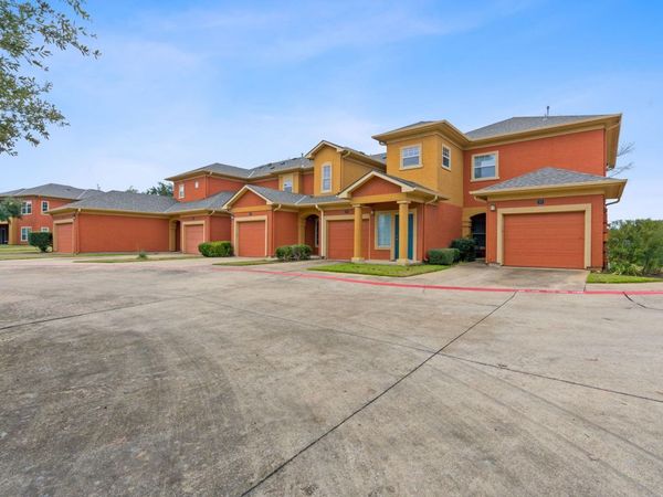 2900 S Lakeline BLVD, Unit 322, Cedar Park, TX 78613