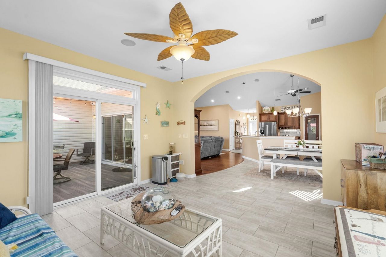 2797 Sanctuary Blvd. Photo 21