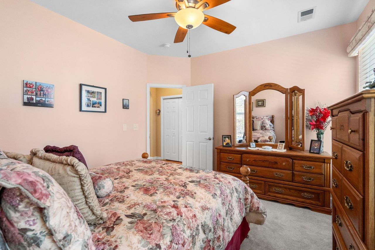 2797 Sanctuary Blvd. Photo 28