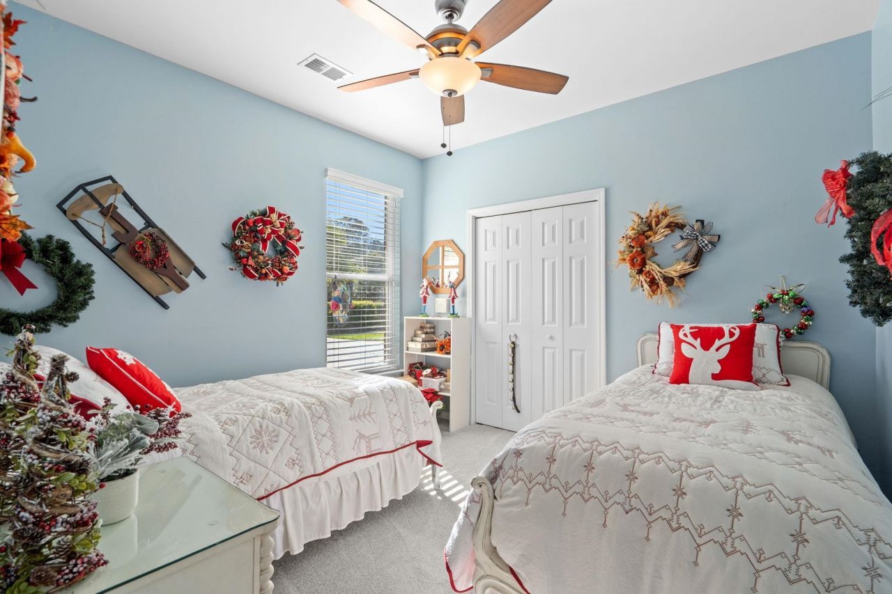 2797 Sanctuary Blvd. Photo 29