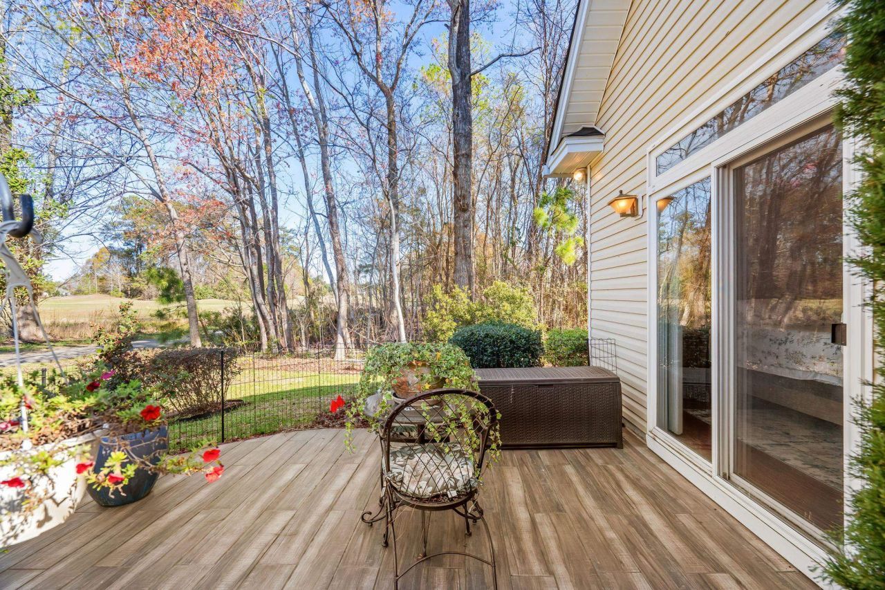 2797 Sanctuary Blvd. Photo 37