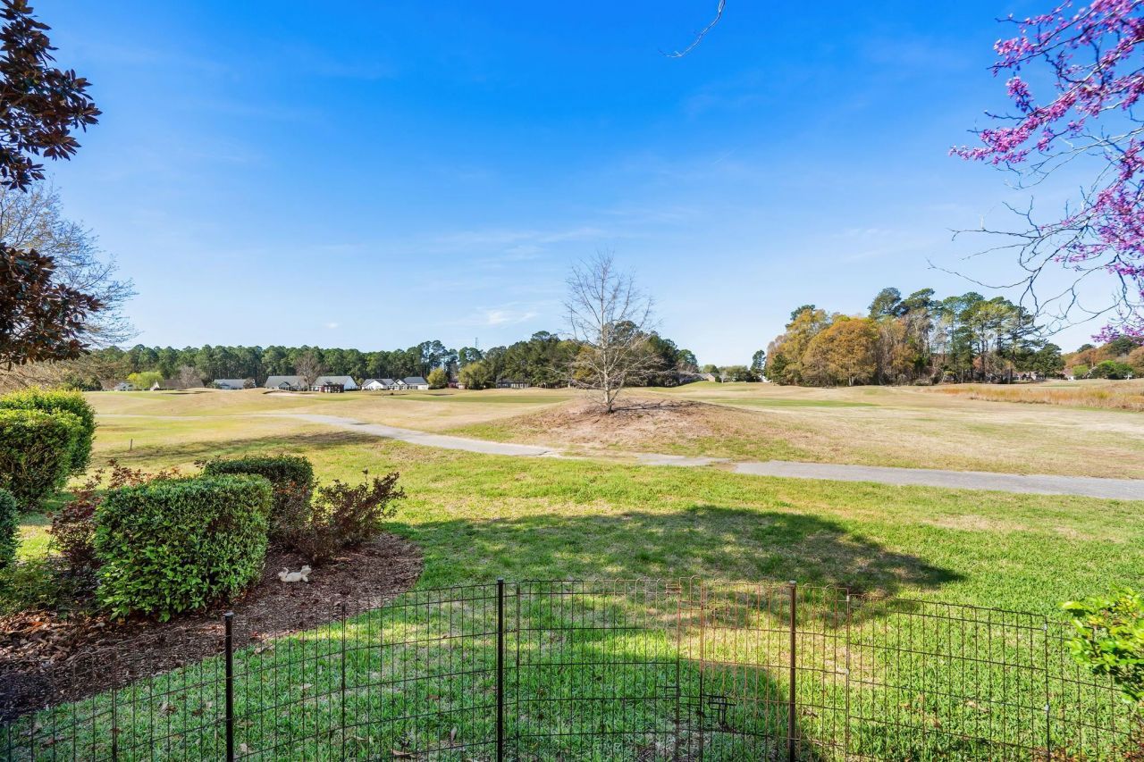 2797 Sanctuary Blvd. Photo 39