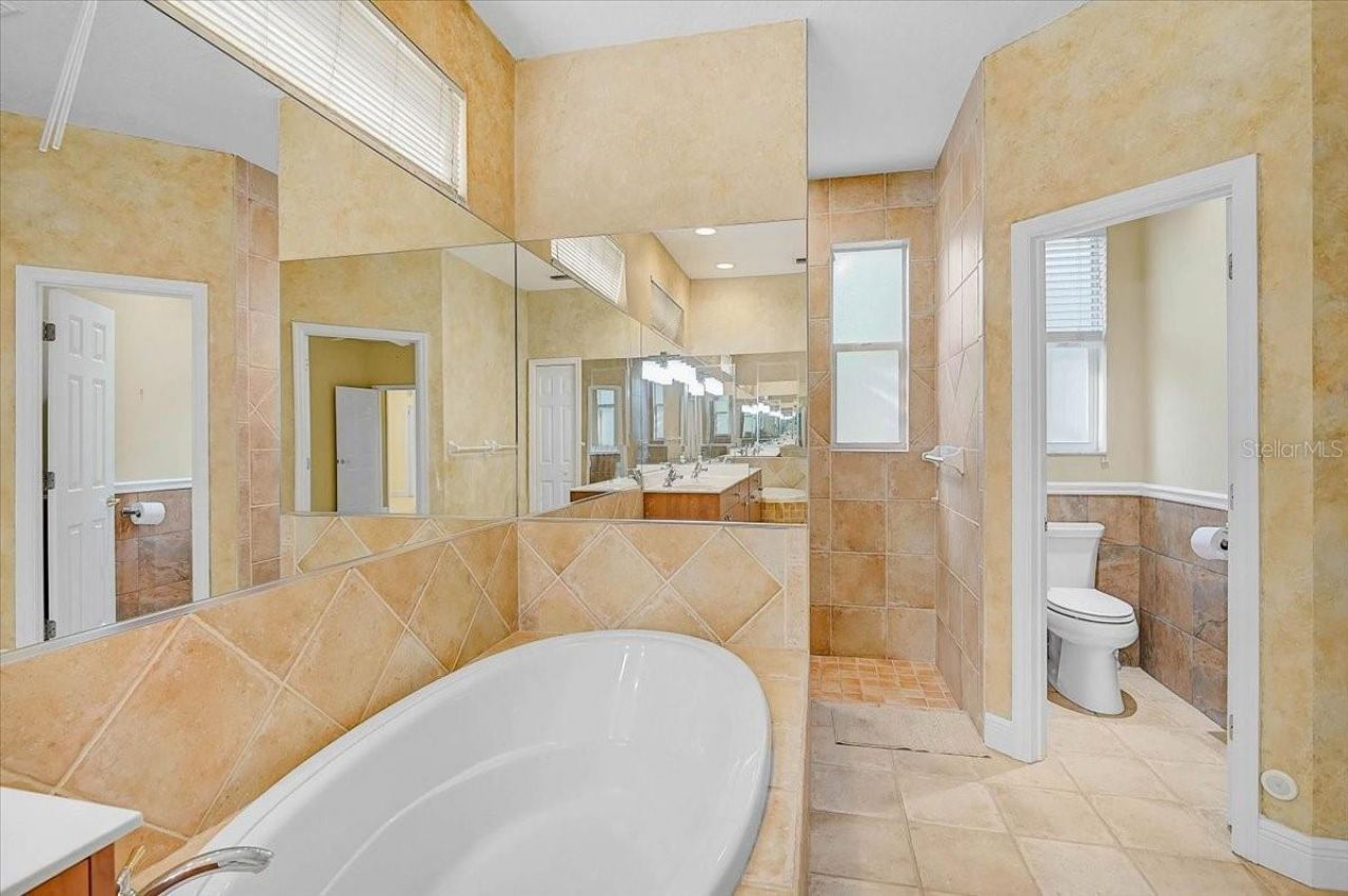 5453 Ashton Manor Drive, Sarasota, FL 34233 Photo