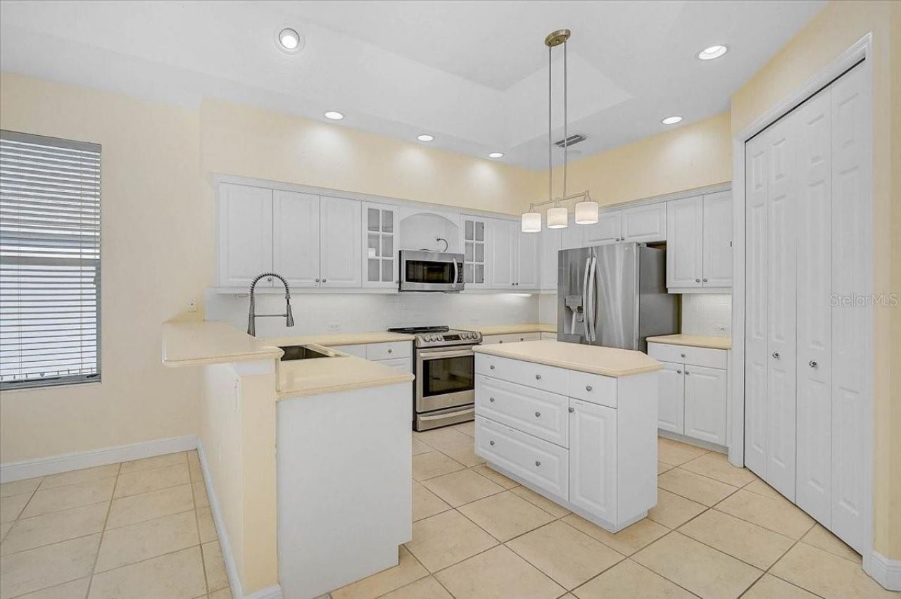 5453 Ashton Manor Drive, Sarasota, FL 34233 Photo