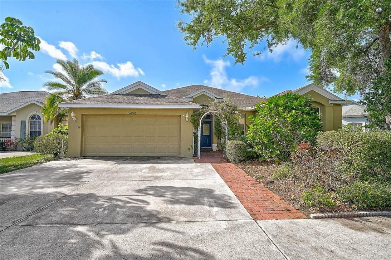 5453 Ashton Manor Drive, Sarasota, FL 34233 Photo