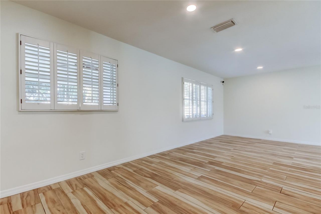 3936 E Eden Roc Circle, Tampa, FL 33634 Photo