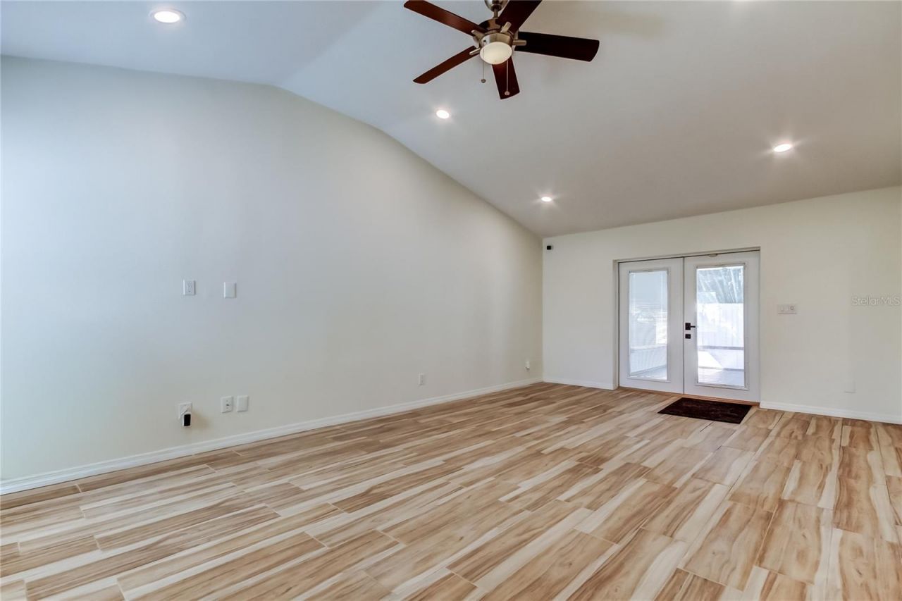 3936 E Eden Roc Circle, Tampa, FL 33634 Photo