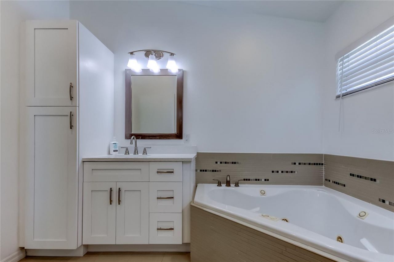 3936 E Eden Roc Circle, Tampa, FL 33634 Photo