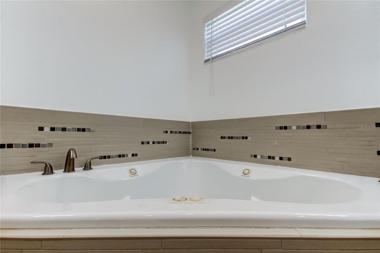 3936 E Eden Roc Circle, Tampa, FL 33634 Photo