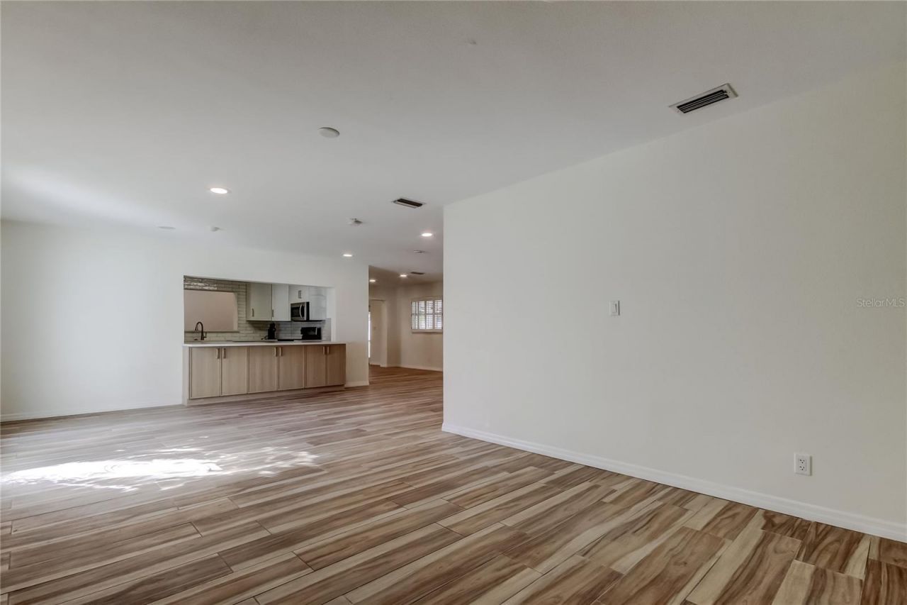 3936 E Eden Roc Circle, Tampa, FL 33634 Photo
