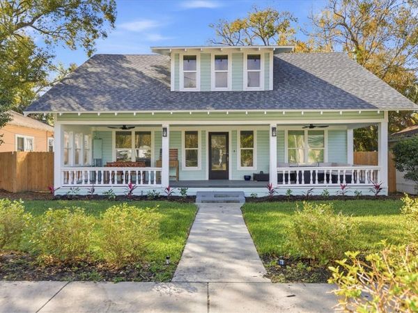 418 E ORANGE STREET , TARPON SPRINGS, FL 34689