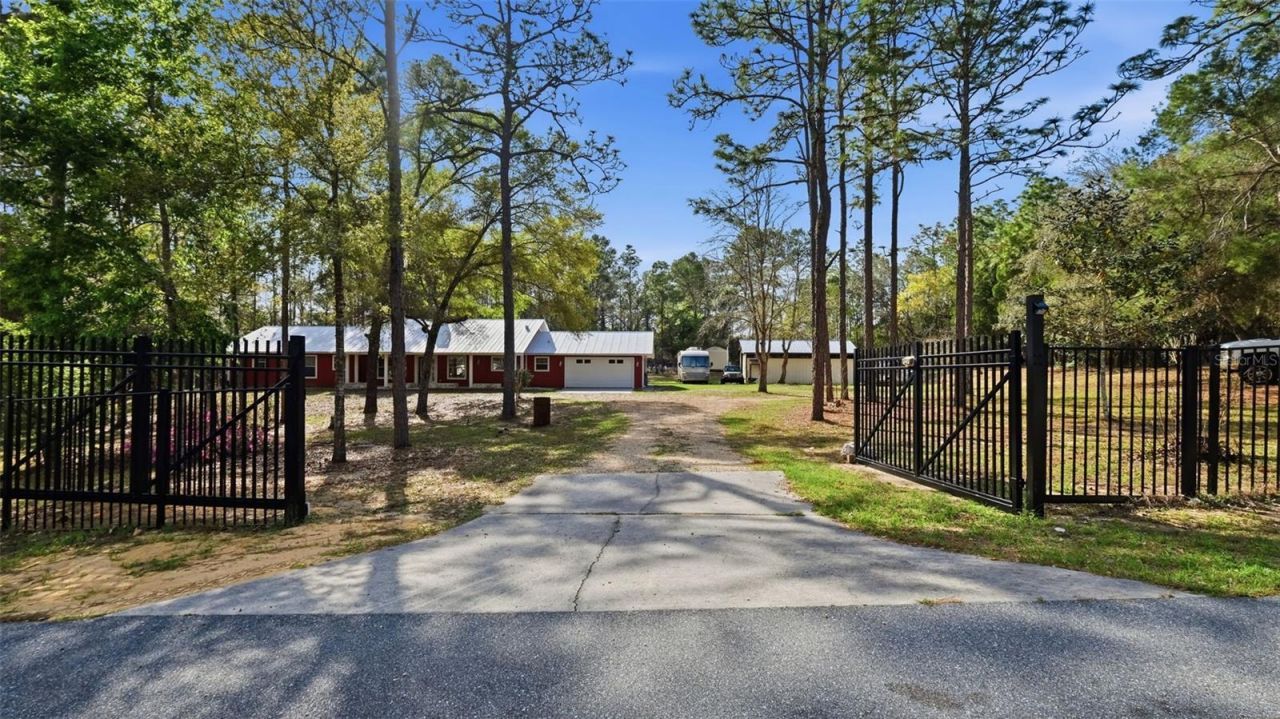 12092 S Hyacinth Point, Floral City, FL 34436 Photo