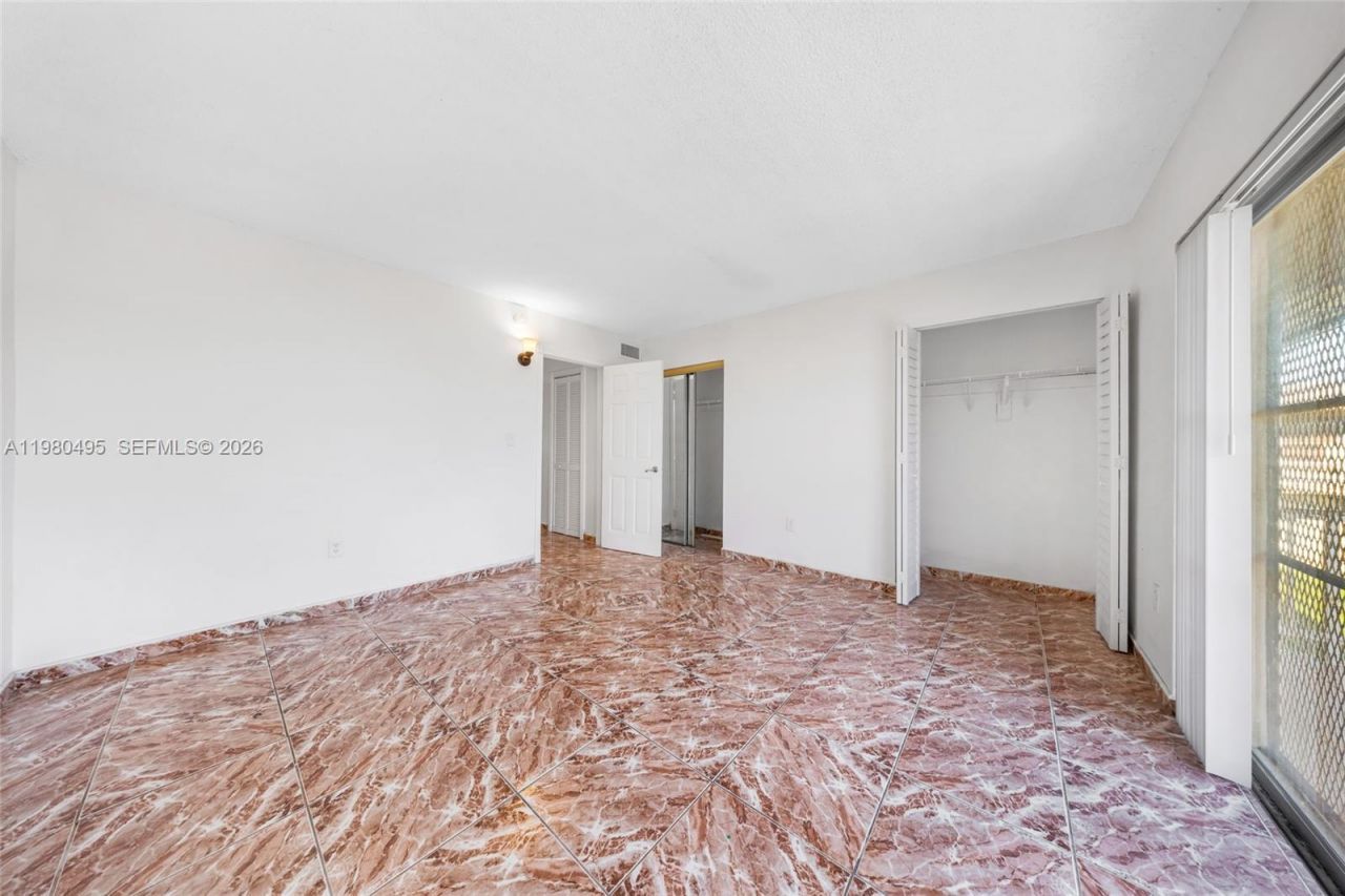 301 NW 177th St, Unit 201, Miami Gardens, FL 33169 Photo