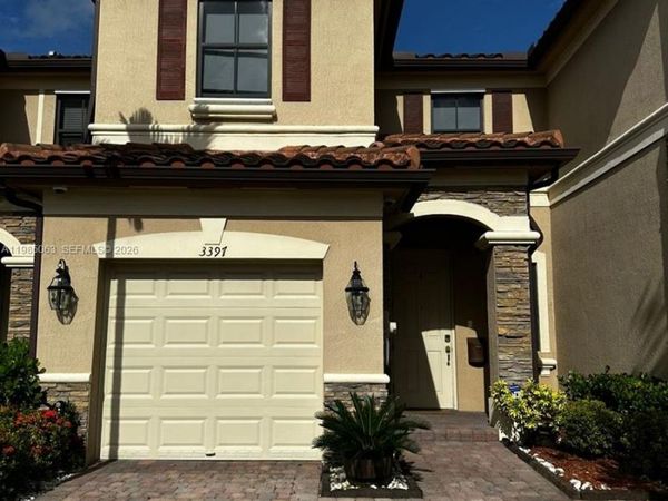 3397 W 94th Ter , Hialeah, FL 33018