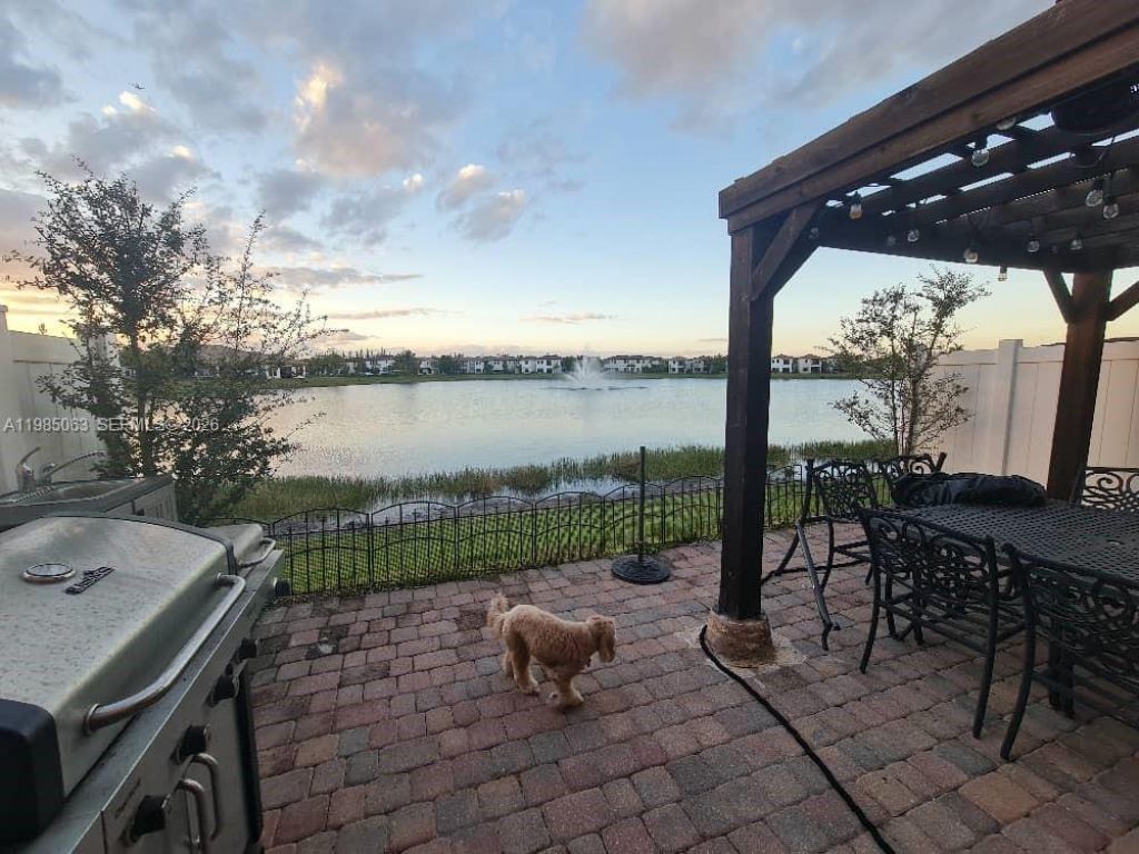 3397 W 94th Ter , Hialeah, FL 33018 Photo