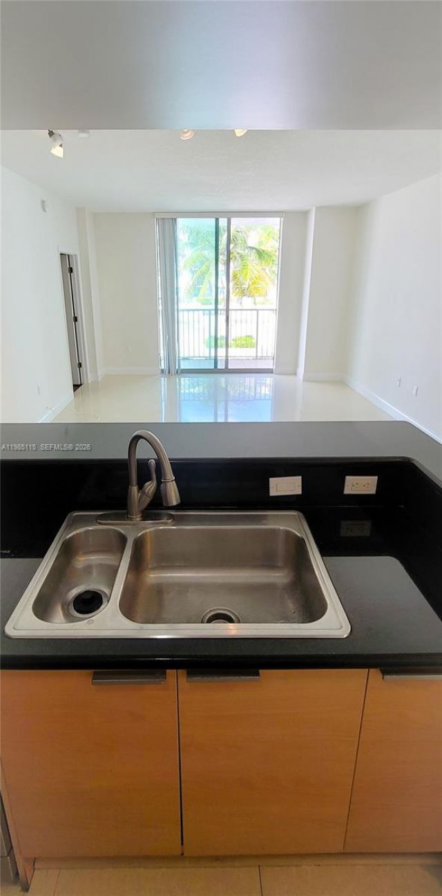 140 S Dixie Hwy , Unit 520, Hollywood, FL 33020 Photo