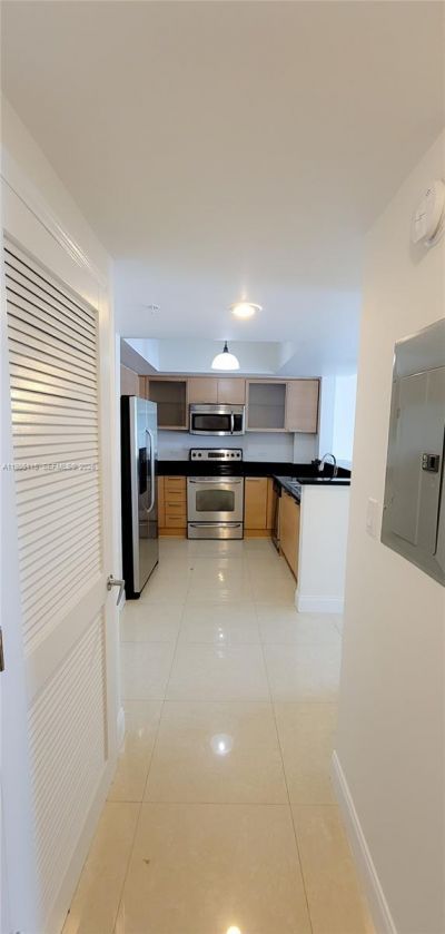 140 S Dixie Hwy , Unit 520, Hollywood, FL 33020 Photo