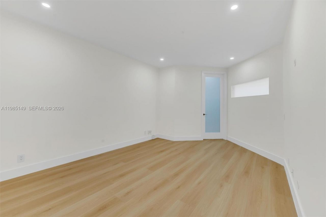 6538 Via Regina , Unit 9, Boca Raton, FL 33433 Photo